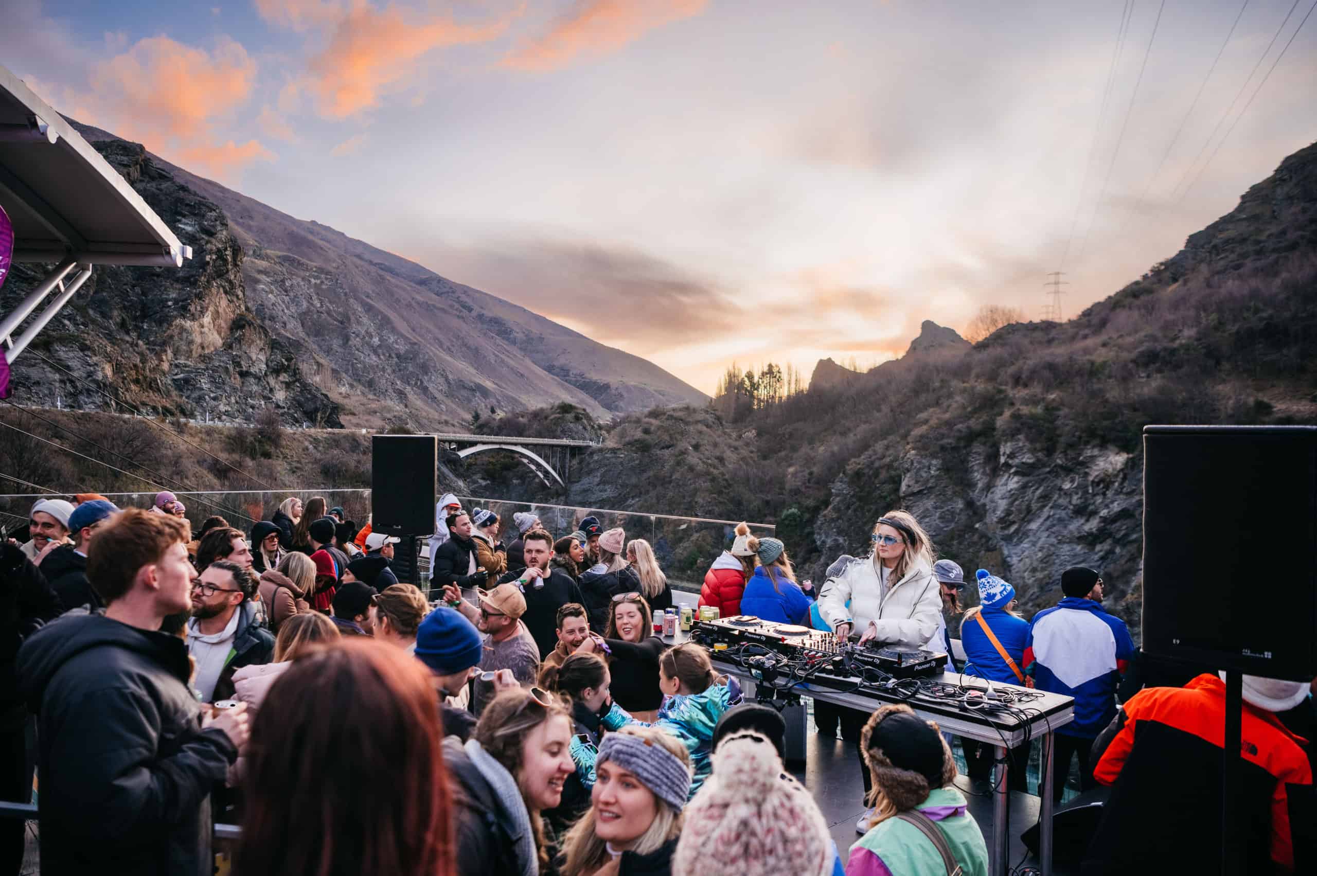 Side Events Snow Machine NZ