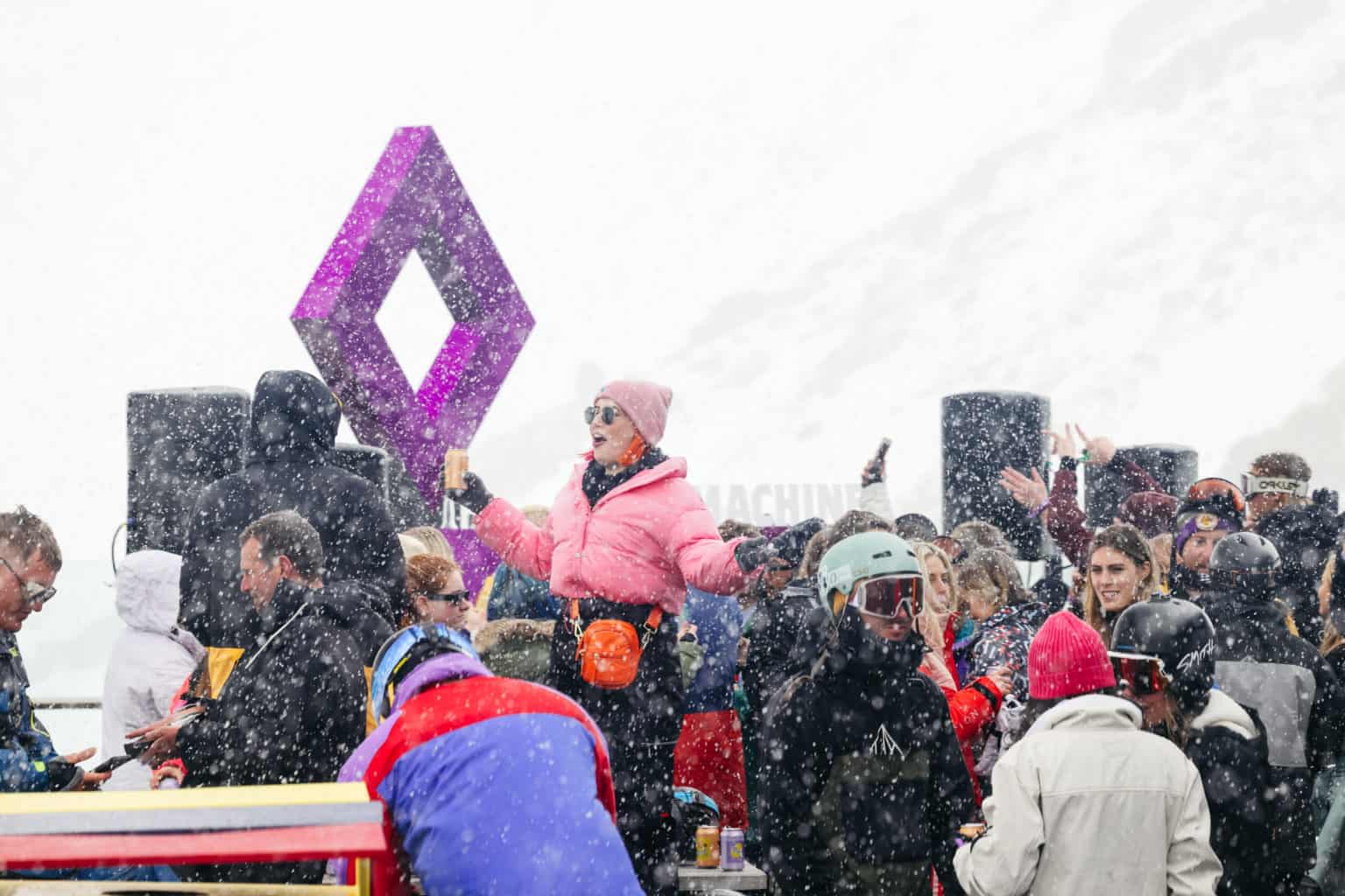 Gallery Snow Machine NZ